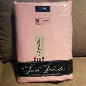 Bardwil linens tablecloth NWT